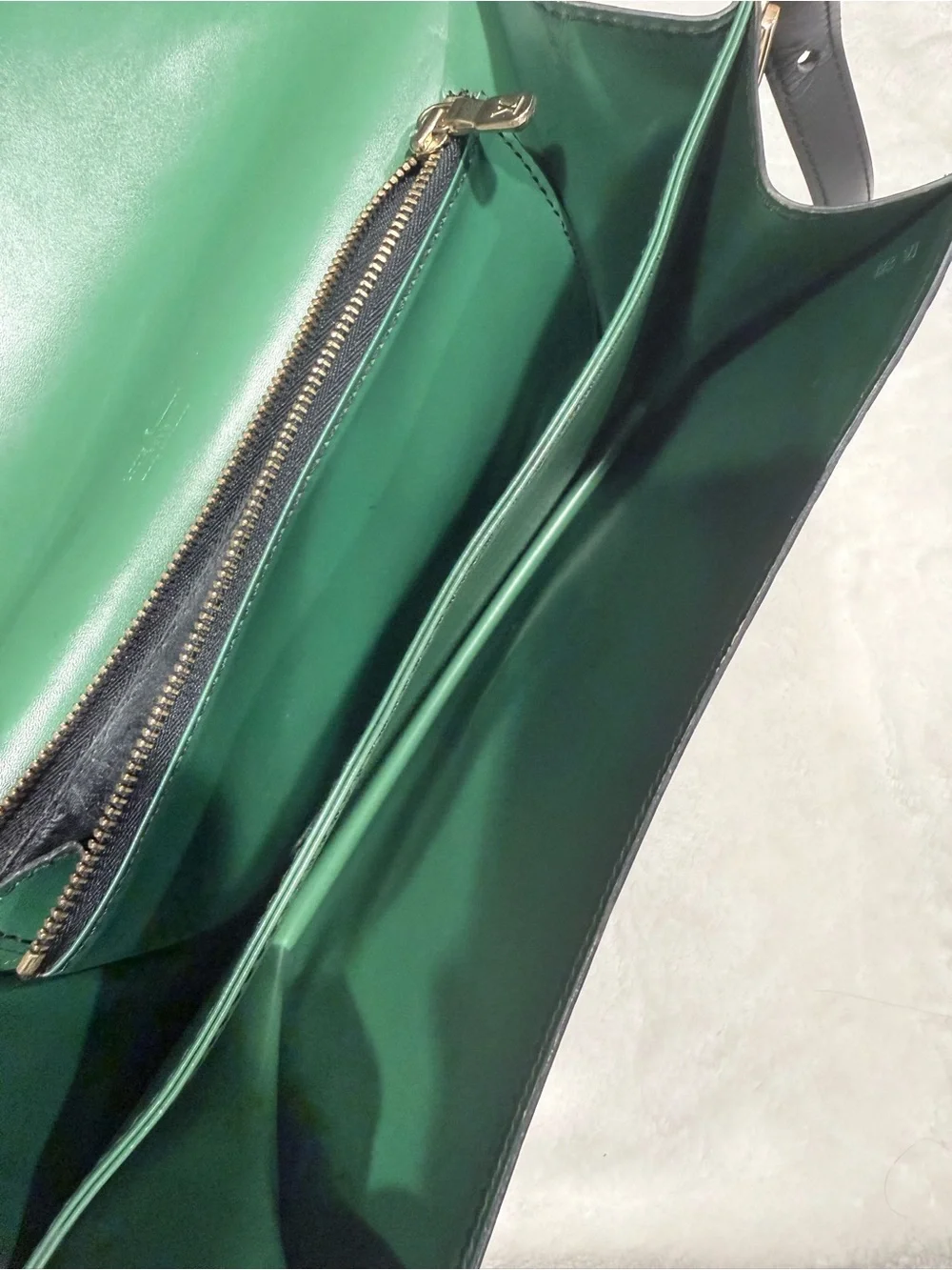 Louis Vuitton Friedland leather handbag